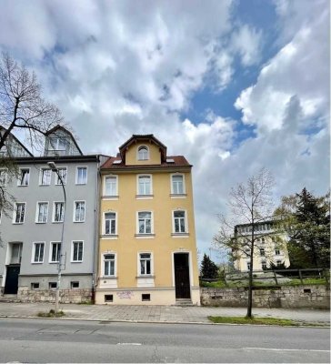 Erstbezug nach Sanierung mit EBK: Schöne 3-Raum-Wohnung in Weimar