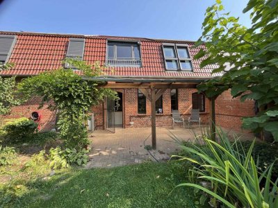 Große Maisonette-Wohnung mit Terrasse und Garten - reserviert -