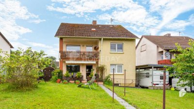 Traumhaftes Mehrfamilienhaus mit großem Grundstück in ruhiger Lage wartet auf Sie!