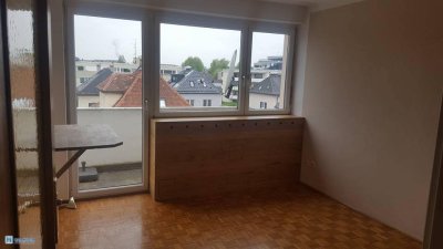 City - Garconiere mit EINZELGARAGE und BALKON sucht neuen Besitzer