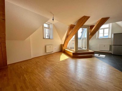 Sanierte 3,5 Zimmer-Wohnung mit Balkon und EBK in Offenburg