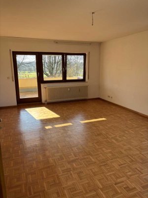 4-Zimmer-Wohnung mit Balkon und Einbauküche in Bühl