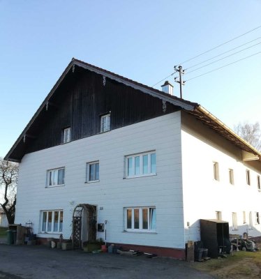 Gepflegtes 6-Zimmer-Reihenendhaus mit gehobener Innenausstattung in Hohenlinden