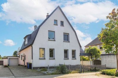 Familienidyll mit Garten, Terrasse, einer Garage und 3 Freistellplätzen in Innenstadtlage