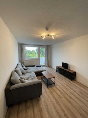Charmante 3-Raum-Wohnung mit stilvoller Möblierung und Wohlfühlatmosphäre