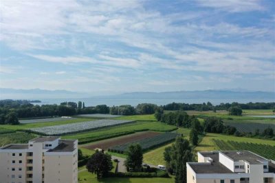 Wohnen mit toller See- und Bergsicht im obersten Stock!