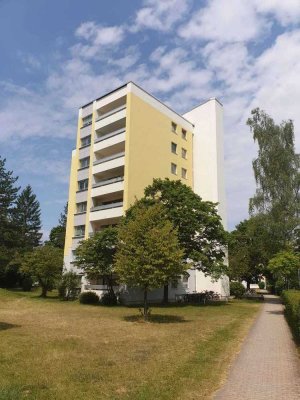 Geräumige 3-Zimmer-Wohnung TOP geschnitten mit Süd-Loggia