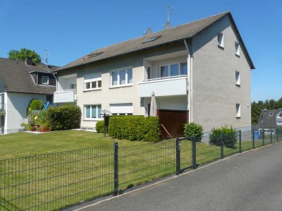 Erstbezug* 2,5-Zimmer-Hochparterre-Wohnung mit gehobener Innenausstattung mit Balkon in Leverkusen