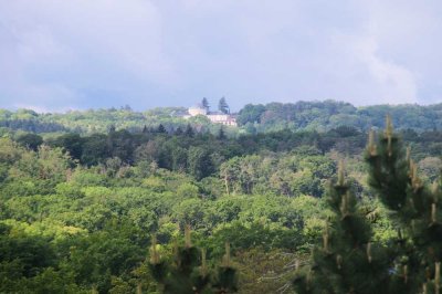 Großzügige Eigentumswohnung mit Blick zum Schloss Solitude