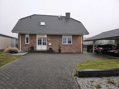 Attraktives Einfamilienhaus mit EBK in bevorzugter Lage