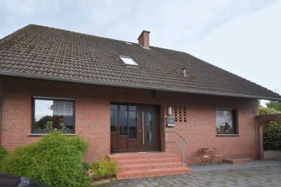 Einfamilienhaus mit Garage und schönem Grundstück in Rieste!