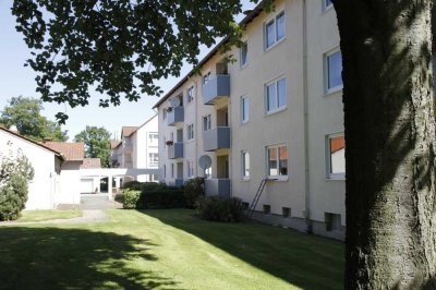 3-Zimmer Wohnung mit Dusche und Balkon