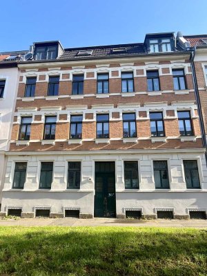 Wunderschöne helle 3-Raumwohnung mit Balkon und neuer EBK im sanierten Altbau in Leipzig