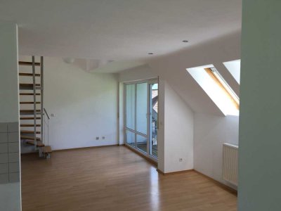 Gepflegte 2,5-Zimmer-Maisonette-Wohnung mit Balkon in Freudenstadt-Christophstal