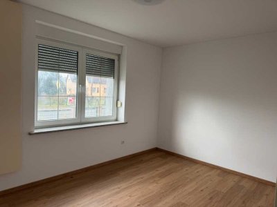 Erstbezug mit EBK+Wintergarten: Geschmackvolle 3-Zimmer-Terrassenwohnung mit geh. Innenausstattung