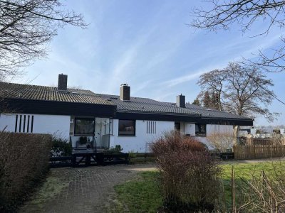 Wennigsen (Deister): Top RMH mit Split-Level-Wohnfläche in grandioser Lage & PKW-Garage !