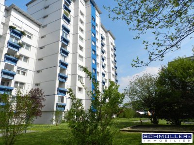 4-Zimmer-Wohnung mit Loggia und Garagenplatz in Stadtrandlage