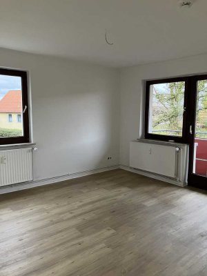 Bad Salzdetfurth - gemütliche 2-Zimmer Wohnung- frisch für Sie renoviert!!