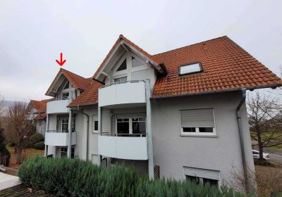 DAS RECHNET SICH!! Vermietete Dachgeschosswohnung mit Carport in Heringen