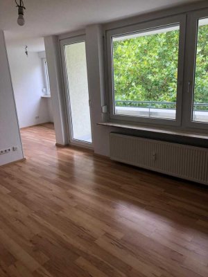 3.0 Zi. Wohnung mit Balkon und Einbauküche in Pforzheim Haidach