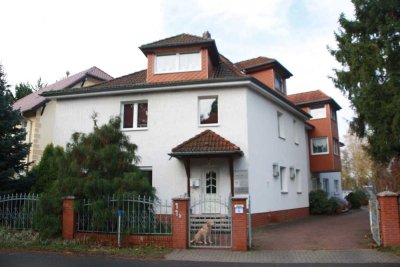 Schöne 3-Raum-Dachgeschoss-Wohnung in ruhiger Lage