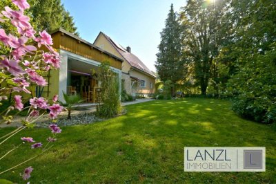 Platz für die ganze Familie - freistehendes Einfamilienhaus mit großem Garten und Baureserve