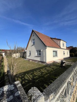 Geräumiges und modernisiertes 6-Zimmer-Haus in Döbern