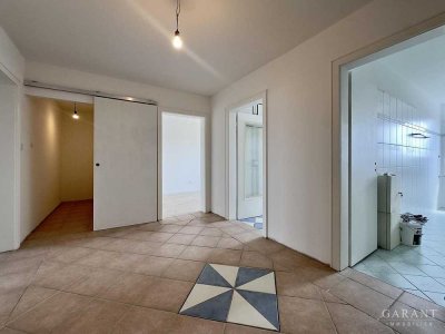 Gemütliche 2 Zimmer-Dachgeschoss-Wohnung mit modernem Komfort und hervorragender Anbindung