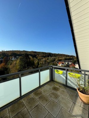 3-Zimmer-ETW mit Balkon, EBK und Stellplatz