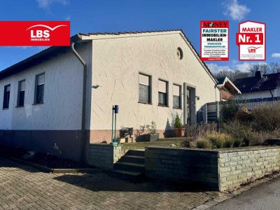 Erdgeschosswohnung im Bungalow ähnlichen Stil!