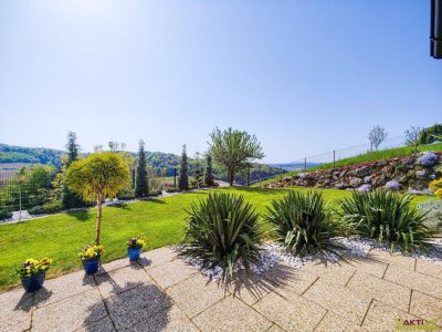 Großzügiger Familien-Traum. - 15 Minuten vor Graz! - Garten und herrlicher Ausblick. - Hochwertig saniert.