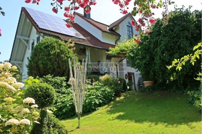 Einzigartiges Architektenhaus mit herausragender Ausstattung am Waldrand