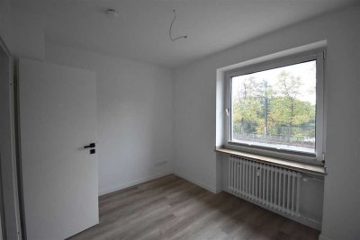 D-Carlstadt! Renoviertes Apartment mit Kitchenette