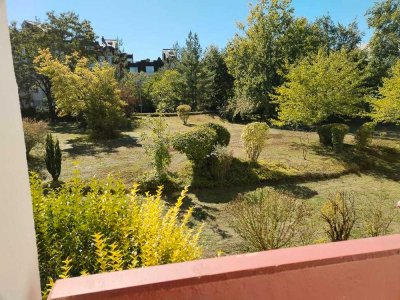 Uni Wohnstadt! Sonniges, ruhiges Apartment mit herrlichem Blick ins Grüne