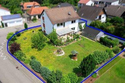 Einfamilien - oder Mehrgenerationenhaus mit großem Garten oder Baugrundstück