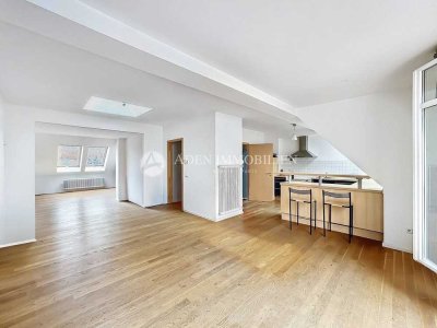 Top-exklusive 112 m² Dachgeschosswohnung im Herzen des Simon-Dach-Kiez