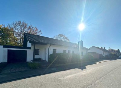 KL-West - Freistehendes Einfamilienhaus mit schönem Garten und Garage