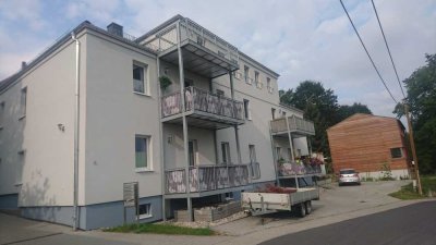 Freundliche 4-Zimmer-Erdgeschosswohnung mit gehobener Innenausstattung mit Balkon in Dresden