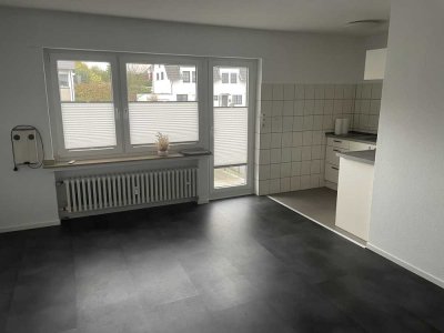 Exklusive 1-Zimmer-Wohnung mit Balkon in Leverkusen ab sofort zu vermieten