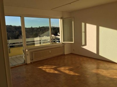 TRAUMHAFTE und helle 2 Zi. Whg. in Mainz-Gonsenheim mit Balkon nach Westen (7.OG) - von PRIVAT