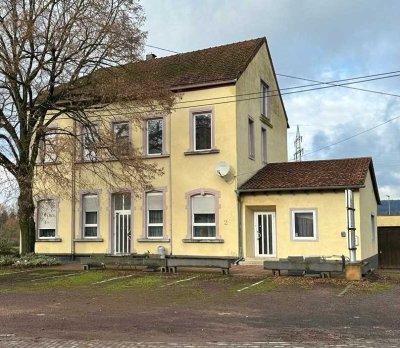 Nalbach, Mehrfamilienhaus, wird zur Zeit als Pension betrieben