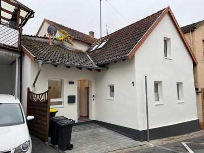 Kleines Haus mit 2ZKB neu renoviert - Klein aber fein (56qm)