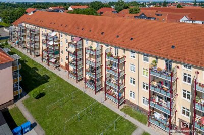 Frisch sanierte 2-Raum-Wohnung mit Balkon!