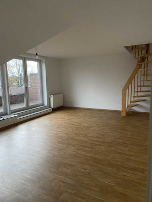 Großzügige 2,5 Zimmer Wohnung in Hannover, Bothfeld mit neuer Einbauküche und Terrasse