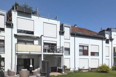 Hübsche 2-Zimmer-Eigentumswohnung mit schönem Balkon in ruhiger Wohnlage nahe Waldfriedhof