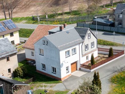 Bezugsfertiges, charmantes Bauernhaus in einem kleinen Dorf "Stelzen"