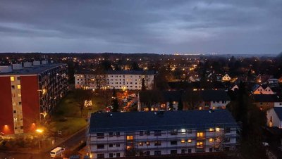 Helle 2-Zimmer-Wohnung mit Südbalkon und Einbauküche - Erstbezug nach aufwendiger Sanierung