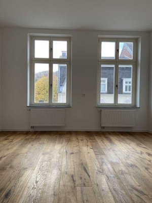 !!!Saniertes Haus !!! 2 Zimmer Wohnung im 3 OG !!!