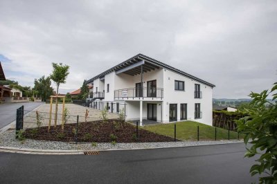 Vermietetes neuwertiges Mehrfamilienhaus mit vier WE zur Anlage!