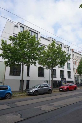 **Lichtdurchflutete Maisonette-Wohnung mit zwei Balkonen**